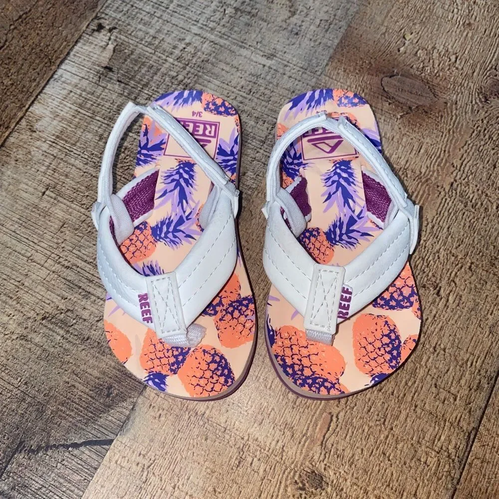 Reef‎ Girls Little Ahi Sandals Coral Pineapple